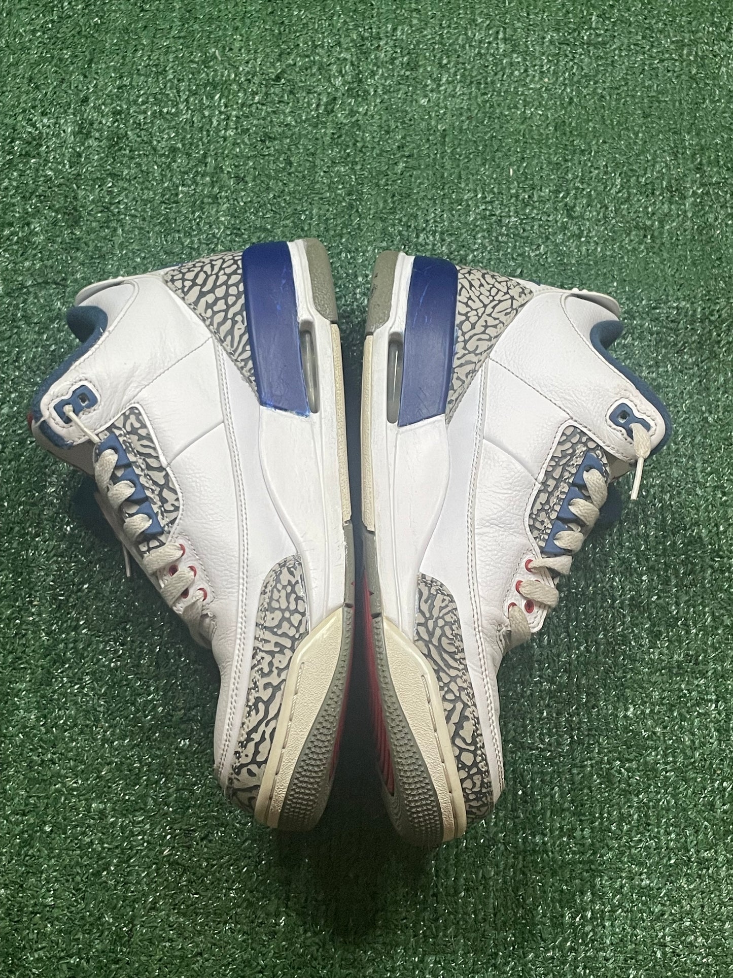 Jordan 3 True Blue